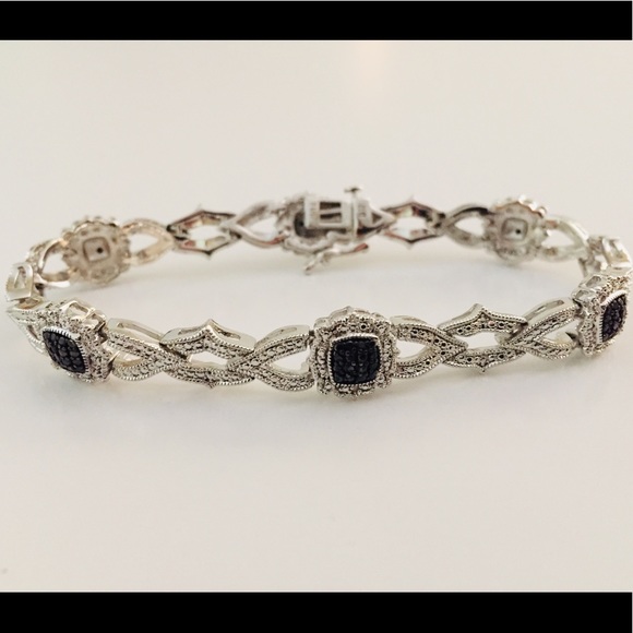 Classic Square Diamond Bracelet - Picture 2 of 8